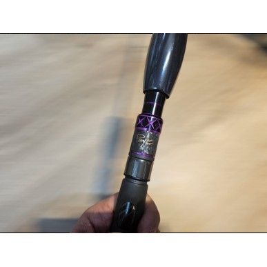 Jigging Master VIP Special Jigging Rod Black/Purple